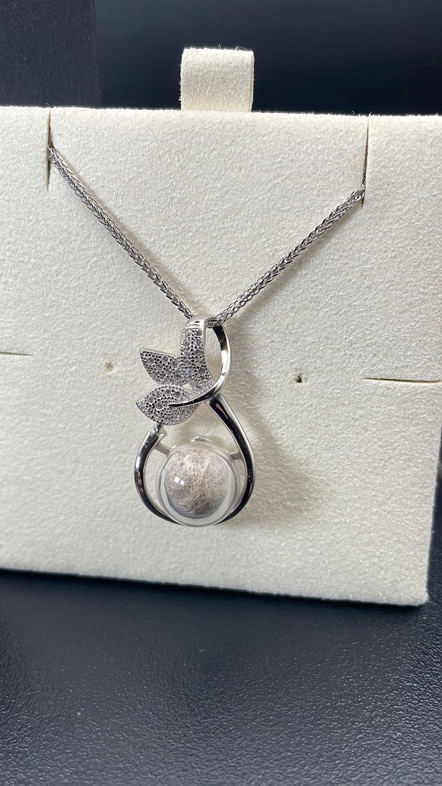 Pendentif Perle de verre éternelle