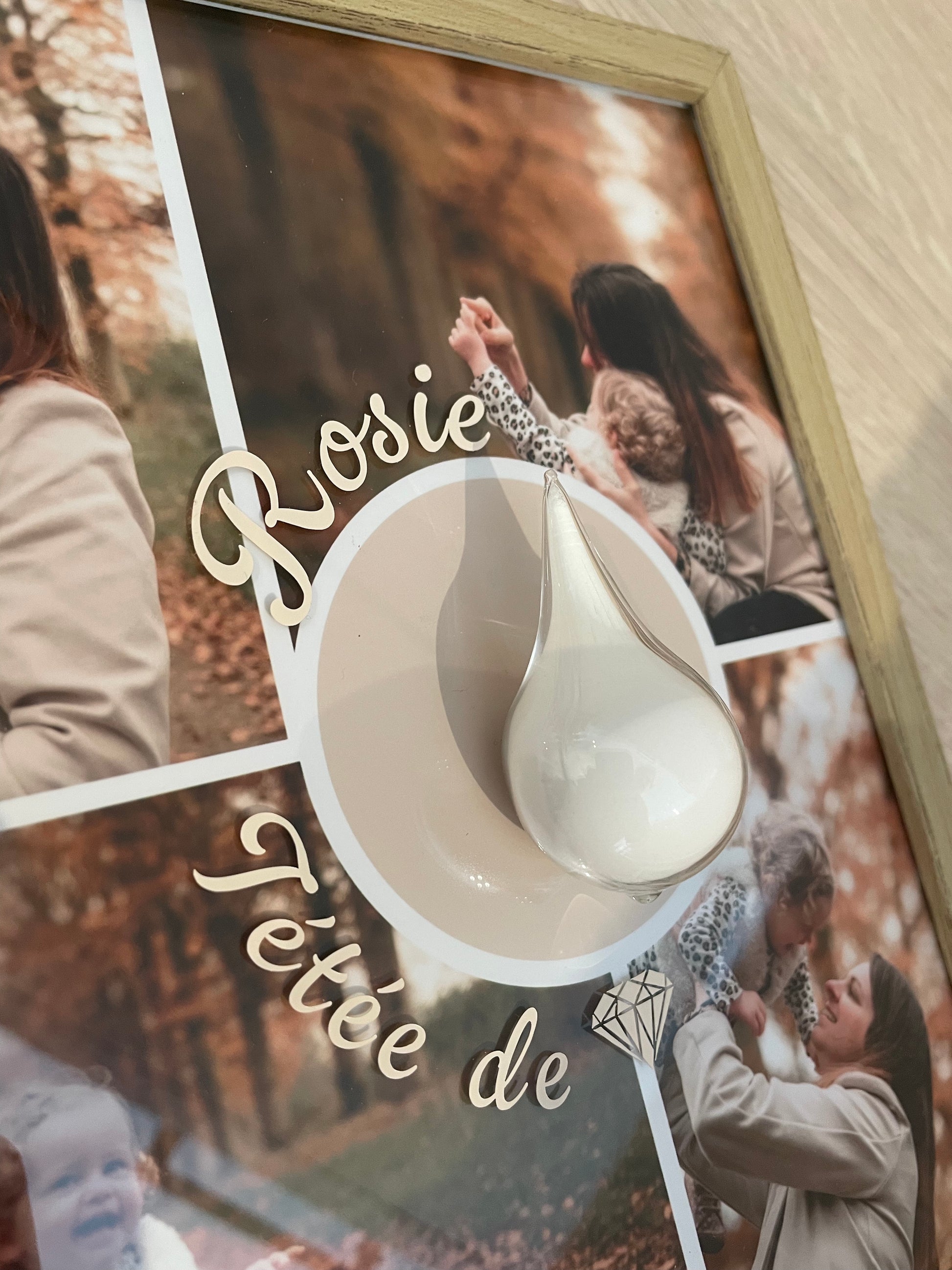 Finition haut de gamme du cadre souvenir avec un texte personnalisé 